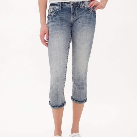 Miss Me JE8131C Embellished  Signature Cropped Skinny Jeans Size 26 - Picture 2 of 16